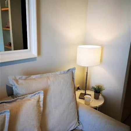 Alendra's Center Apartment *